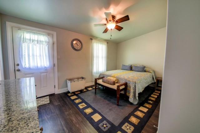 Historic Town Square Bungalow In Heart Of Brighton Atoka Екстериор снимка